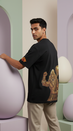 Devine Warrior - Oversized T-Shirt